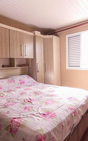 Casa à venda com 5m², 6 quartos e 2 vagas Casa à venda com 5m², 6 quartos e 2 vagasSuíte Casa 3