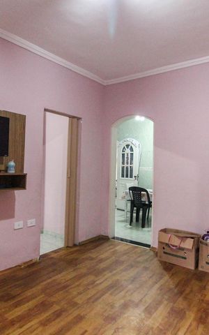 Casa à venda com 5m², 6 quartos e 2 vagas Casa à venda com 5m², 6 quartos e 2 vagasSala Casa 1