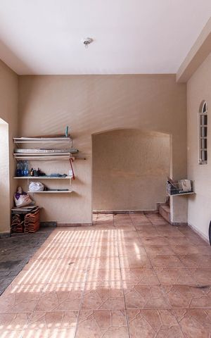 Casa à venda com 68m², 2 quartos e 1 vaga Casa à venda com 68m², 2 quartos e 1 vagaGaragem