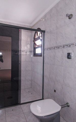 Casa à venda com 68m², 2 quartos e 1 vaga Casa à venda com 68m², 2 quartos e 1 vagaBanheiro da Suíte