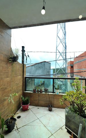Casa à venda com 216m², 2 quartos e 4 vagasSala Sacada