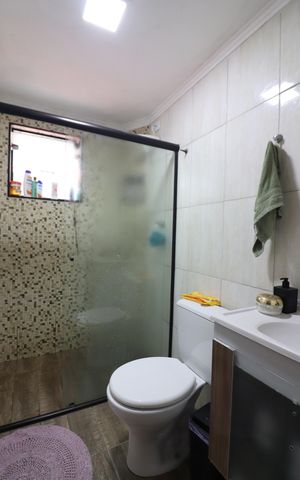 Casa à venda com 216m², 2 quartos e 4 vagasSuíte 2 Sacada 