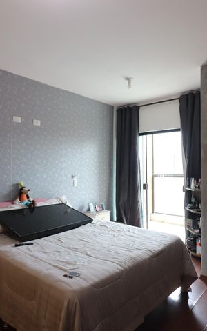 Casa à venda com 216m², 2 quartos e 4 vagasSuíte 1