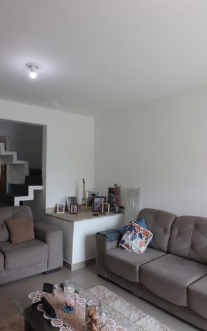 Casa à venda com 216m², 2 quartos e 4 vagasSala 