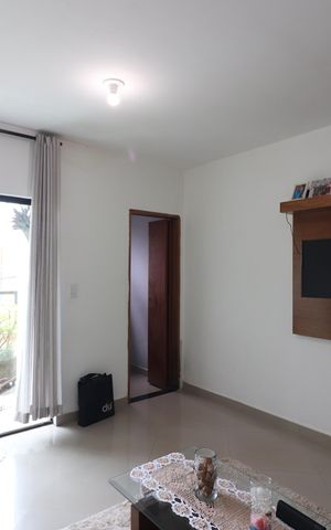 Casa à venda com 216m², 2 quartos e 4 vagasSala 