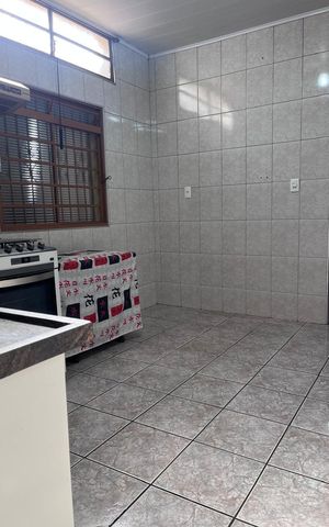 Casa à venda com 243m², 5 quartos e 2 vagas Casa à venda com 243m², 5 quartos e 2 vagasCozinha