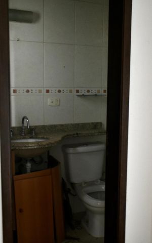Casa à venda com 170m², 5 quartos e 2 vagas Casa à venda com 170m², 5 quartos e 2 vagasBanheiro da Suíte 2