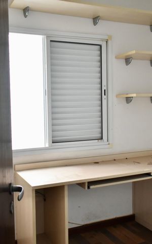 Casa à venda com 170m², 5 quartos e 2 vagas Casa à venda com 170m², 5 quartos e 2 vagasEscritório 1