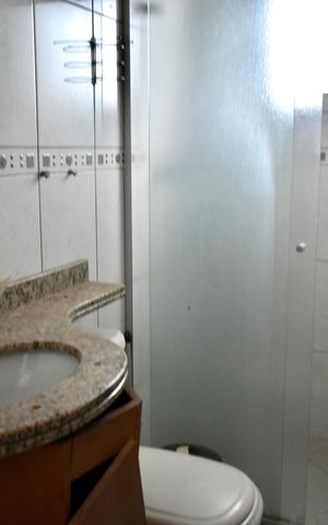 Casa à venda com 170m², 5 quartos e 2 vagas Casa à venda com 170m², 5 quartos e 2 vagasBanheiro da Suíte 3