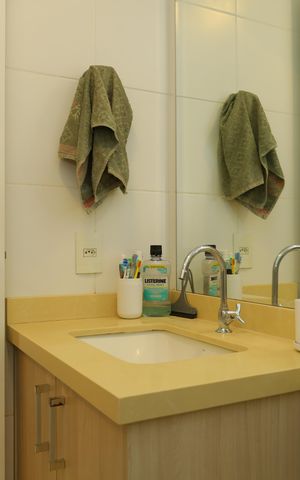 Apartamento à venda com 55m², 2 quartos e 1 vagaBanheiro 2