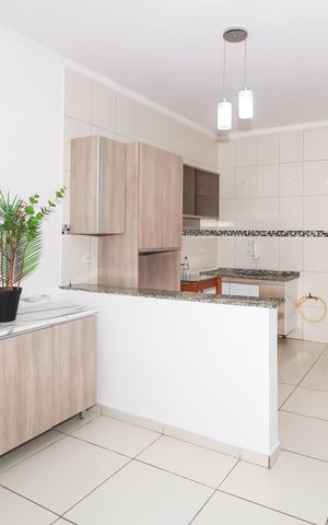 Casa à venda com 80m², 2 quartos e sem vaga Casa à venda com 80m², 2 quartos e sem vagaCozinha