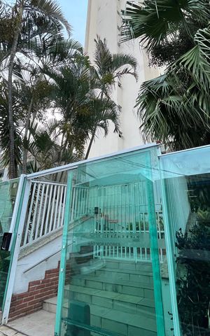 Apartamento à venda com 60m², 2 quartos e 1 vaga Apartamento à venda com 60m², 2 quartos e 1 vagaFachada