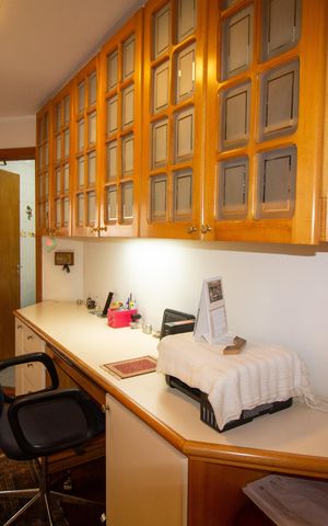 Apartamento para alugar com 122m², 3 quartos e 2 vagas Apartamento para alugar com 122m², 3 quartos e 2 vagasEscritório