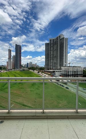 Apartamento para alugar com 136m², 3 quartos e 2 vagasVaranda