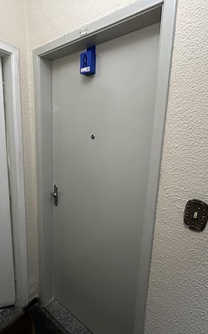 Apartamento à venda com 59m², 2 quartos e 1 vagaLockbox