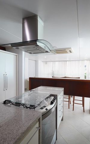 Apartamento para alugar com 140m², 3 quartos e 2 vagas Apartamento para alugar com 140m², 3 quartos e 2 vagasÁrea comum - Salão de festas
