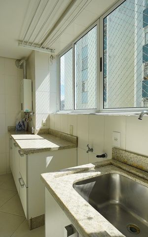 Apartamento para alugar com 140m², 3 quartos e 2 vagas Apartamento para alugar com 140m², 3 quartos e 2 vagasCozinha e Área de Serviço