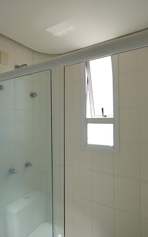 Apartamento para alugar com 140m², 3 quartos e 2 vagas Apartamento para alugar com 140m², 3 quartos e 2 vagasBanheiro da suite 3