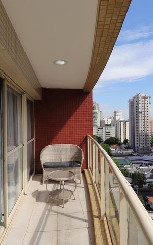 Apartamento à venda com 122m², 3 quartos e 3 vagasVaranda da Sala