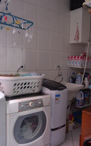 Casa à venda com 127m², 3 quartos e 2 vagasÁrea de Serviço