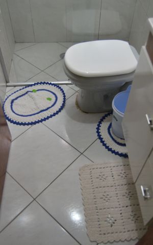 Casa à venda com 127m², 3 quartos e 2 vagasBanheiro Social