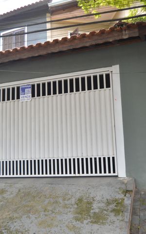 Casa à venda com 127m², 3 quartos e 2 vagasPlaca 