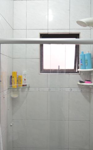 Casa à venda com 127m², 3 quartos e 2 vagasBanheiro Social