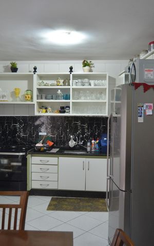 Casa à venda com 127m², 3 quartos e 2 vagasCozinha