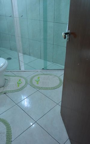 Casa à venda com 127m², 3 quartos e 2 vagasBanheiro da Suíte