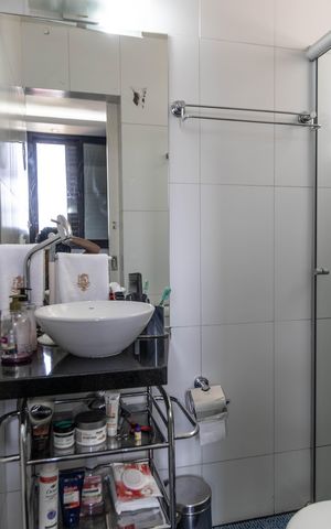 Apartamento para alugar com 75m², 3 quartos e 1 vaga Apartamento para alugar com 75m², 3 quartos e 1 vagaBanheiro da Suíte