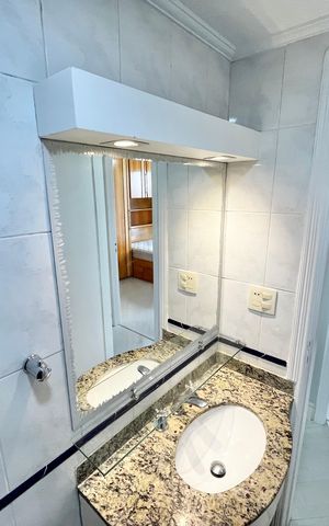 Apartamento para alugar com 81m², 3 quartos e 2 vagas Apartamento para alugar com 81m², 3 quartos e 2 vagasBanheiro