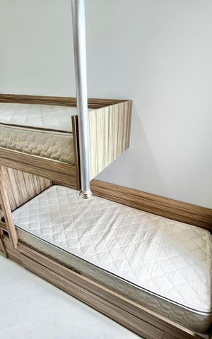 Apartamento para alugar com 81m², 3 quartos e 2 vagas Apartamento para alugar com 81m², 3 quartos e 2 vagasQuarto 1