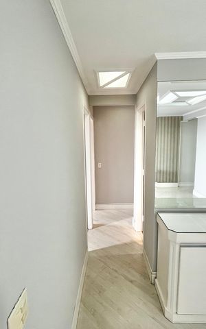 Apartamento para alugar com 81m², 3 quartos e 2 vagas Apartamento para alugar com 81m², 3 quartos e 2 vagasCorredor