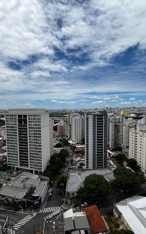 Apartamento para alugar com 81m², 3 quartos e 2 vagas Apartamento para alugar com 81m², 3 quartos e 2 vagasVaranda da Sala Vista