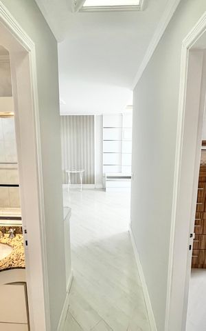 Apartamento para alugar com 81m², 3 quartos e 2 vagas Apartamento para alugar com 81m², 3 quartos e 2 vagasCorredor