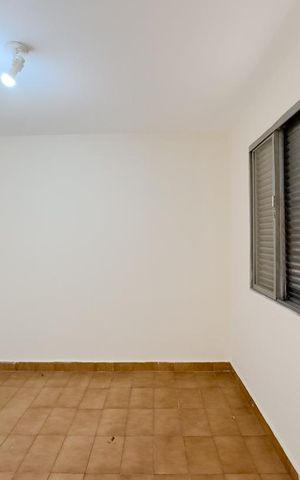 Casa à venda com 350m², 4 quartos e 8 vagasQuarto de Serviço