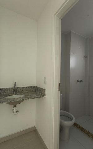 Apartamento à venda com 51m², 2 quartos e 1 vagaBanheiro Social