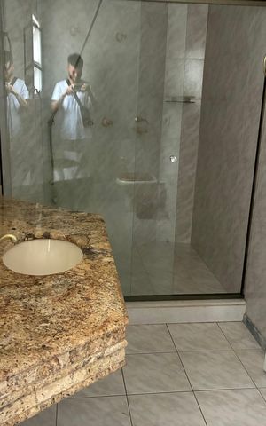 Casa para alugar com 500m², 4 quartos e 4 vagas