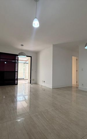 Apartamento à venda com 117m², 3 quartos e 1 vaga