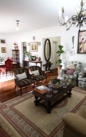 Apartamento à venda com 180m², 4 quartos e 2 vagasSala