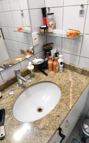 Apartamento à venda com 180m², 4 quartos e 2 vagasBanheiro Social