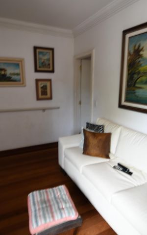 Apartamento à venda com 180m², 4 quartos e 2 vagasSala de TV