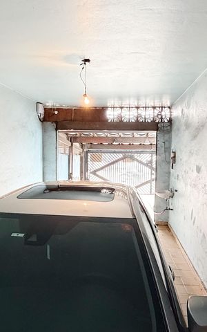 Casa à venda com 165m², 3 quartos e 2 vagas Casa à venda com 165m², 3 quartos e 2 vagasGaragem 5