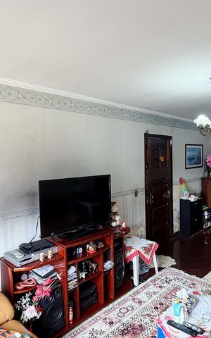 Casa à venda com 165m², 3 quartos e 2 vagas Casa à venda com 165m², 3 quartos e 2 vagasSala
