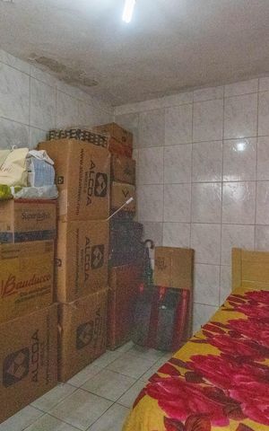 Casa à venda com 242m², 6 quartos e 2 vagas Casa à venda com 242m², 6 quartos e 2 vagasCasa 1 - Quarto 1