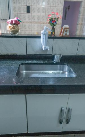 Casa à venda com 242m², 6 quartos e 2 vagas Casa à venda com 242m², 6 quartos e 2 vagasCasa 1 - Cozinha