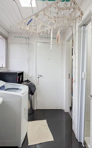 Apartamento à venda com 120m², 3 quartos e 2 vagas Apartamento à venda com 120m², 3 quartos e 2 vagasÁrea de Serviço