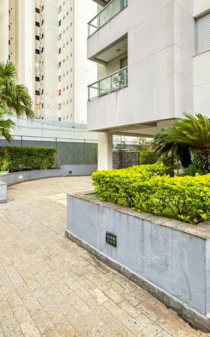 Apartamento à venda com 120m², 3 quartos e 2 vagas Apartamento à venda com 120m², 3 quartos e 2 vagasEntrada