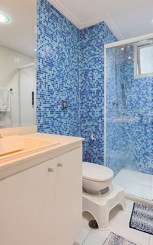 Apartamento à venda com 120m², 3 quartos e 2 vagas Apartamento à venda com 120m², 3 quartos e 2 vagasBanheiro Corredor