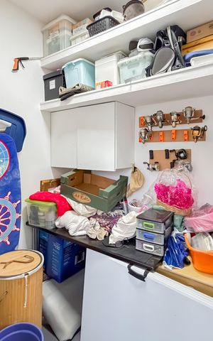 Apartamento à venda com 120m², 3 quartos e 2 vagas Apartamento à venda com 120m², 3 quartos e 2 vagasQuarto de Serviço